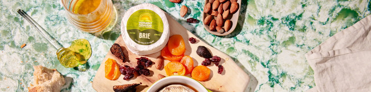 Vermont-Farmstead-Cheese-Smokedbrie2-4000x1000